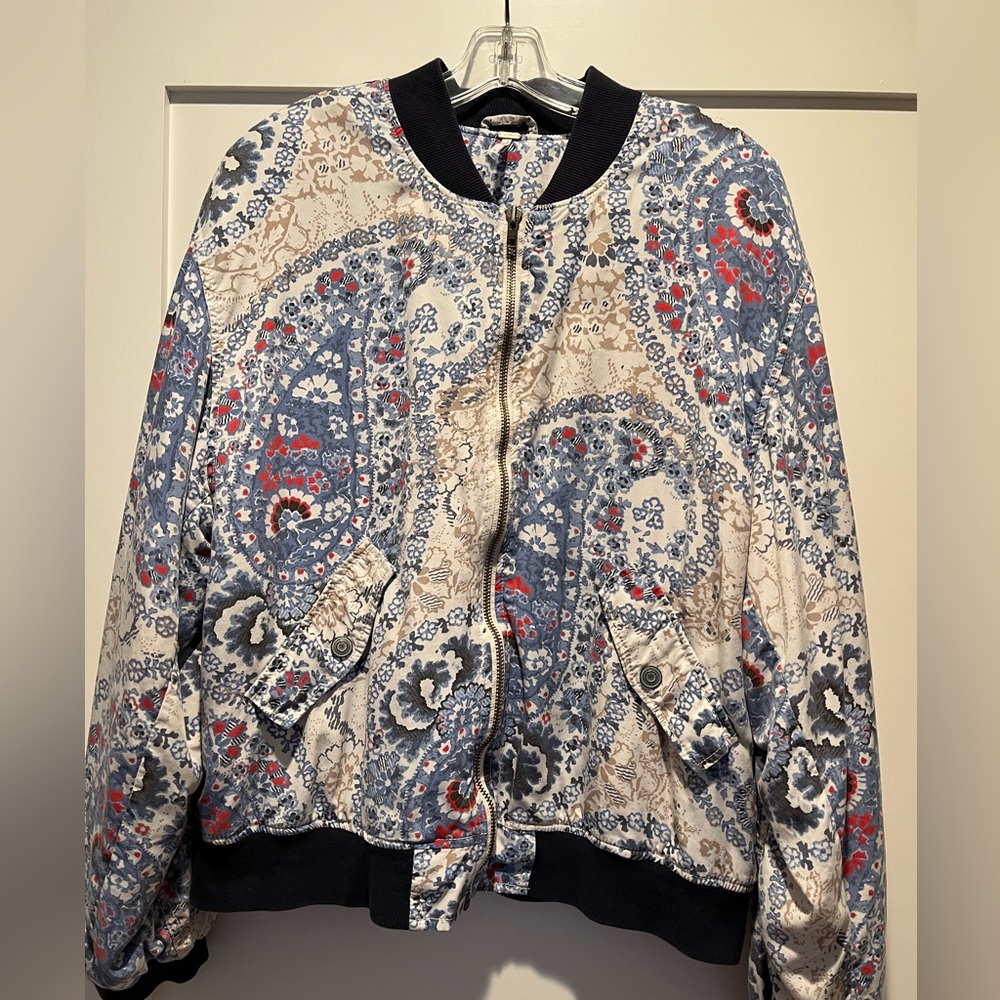 Free People Women’s Paisley Print Blue Bomber Jacket Size Large Zip Up